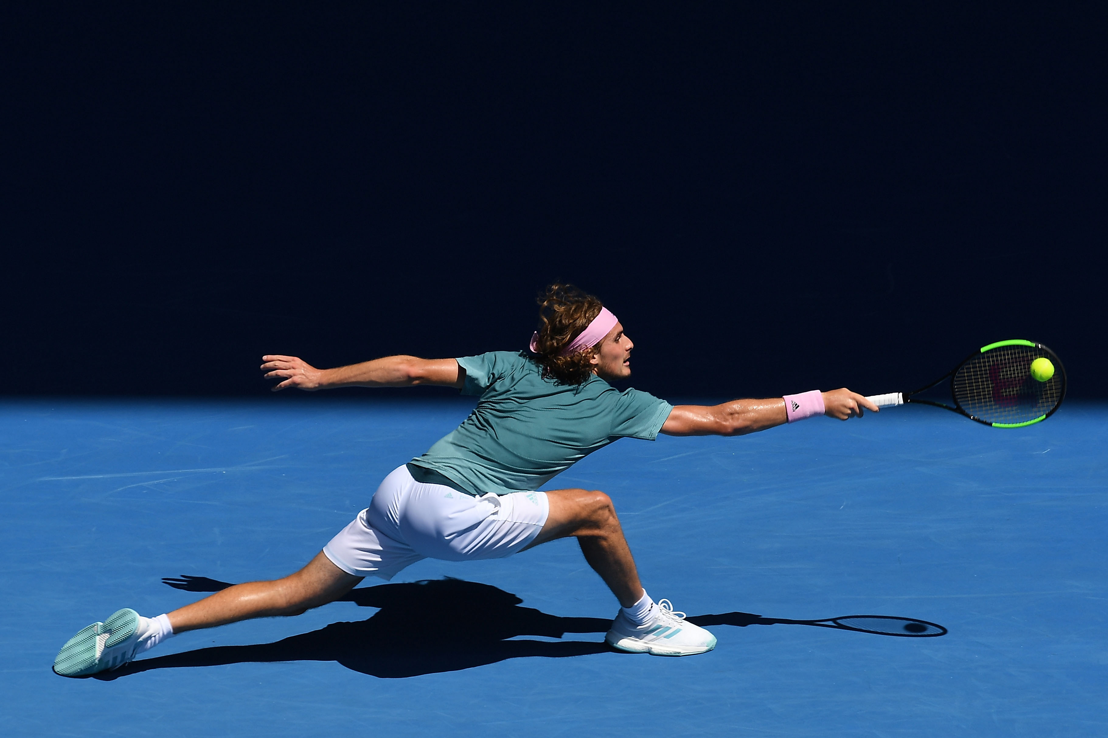 世界网球队血洗澳大利亚网球队，西西帕斯惊艳世界的简单介绍