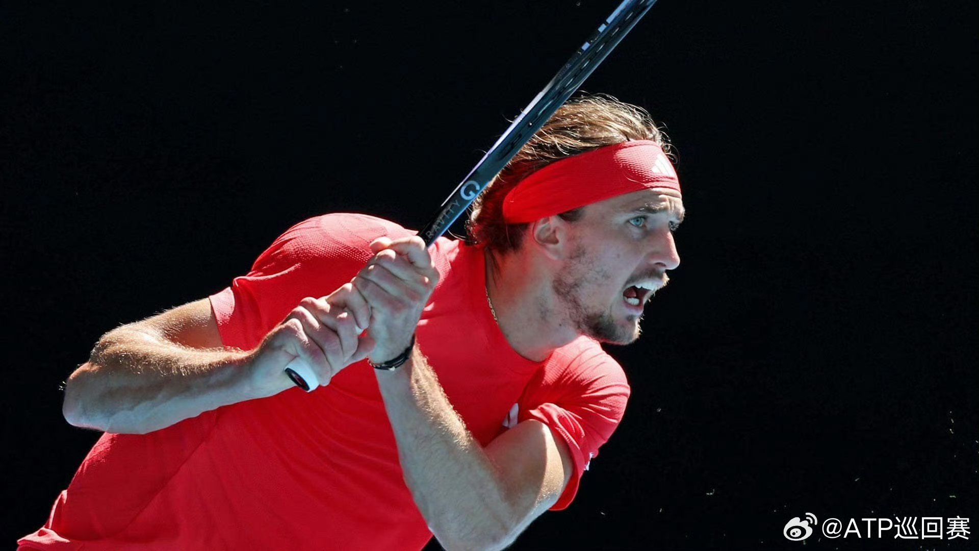 九游VIP-英国网球队翻盘世界网球队，兹维列夫制霸全场的简单介绍