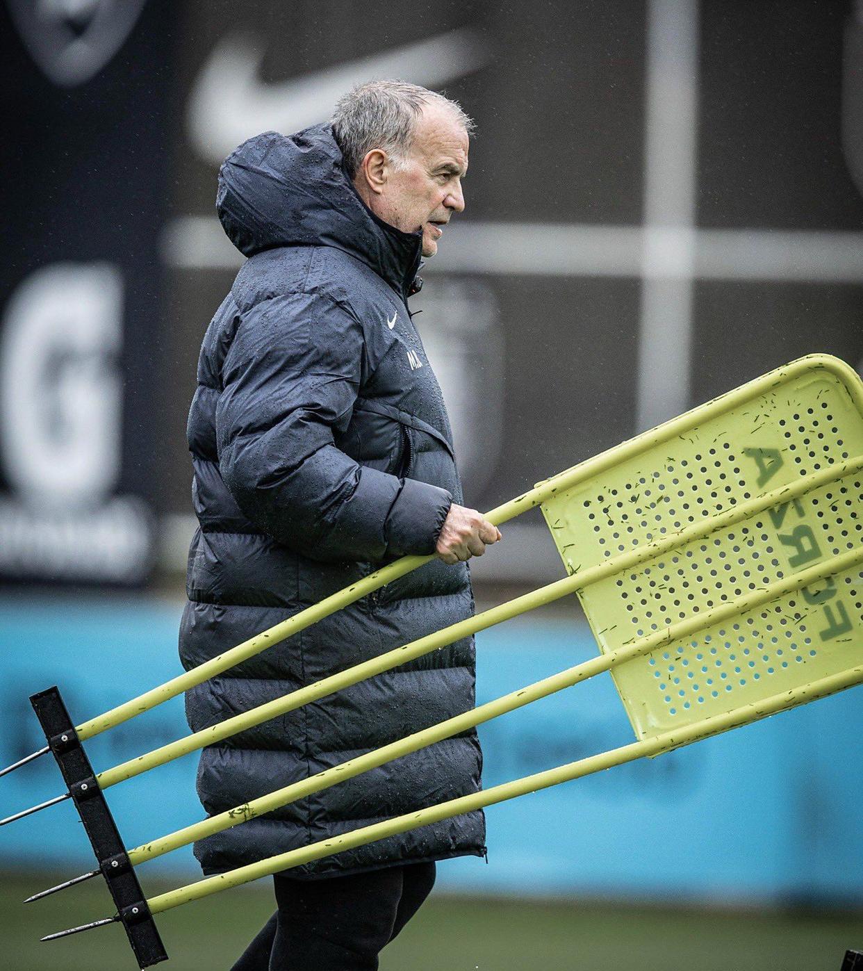 乌拉圭队在南美国家杯中晋级半决赛