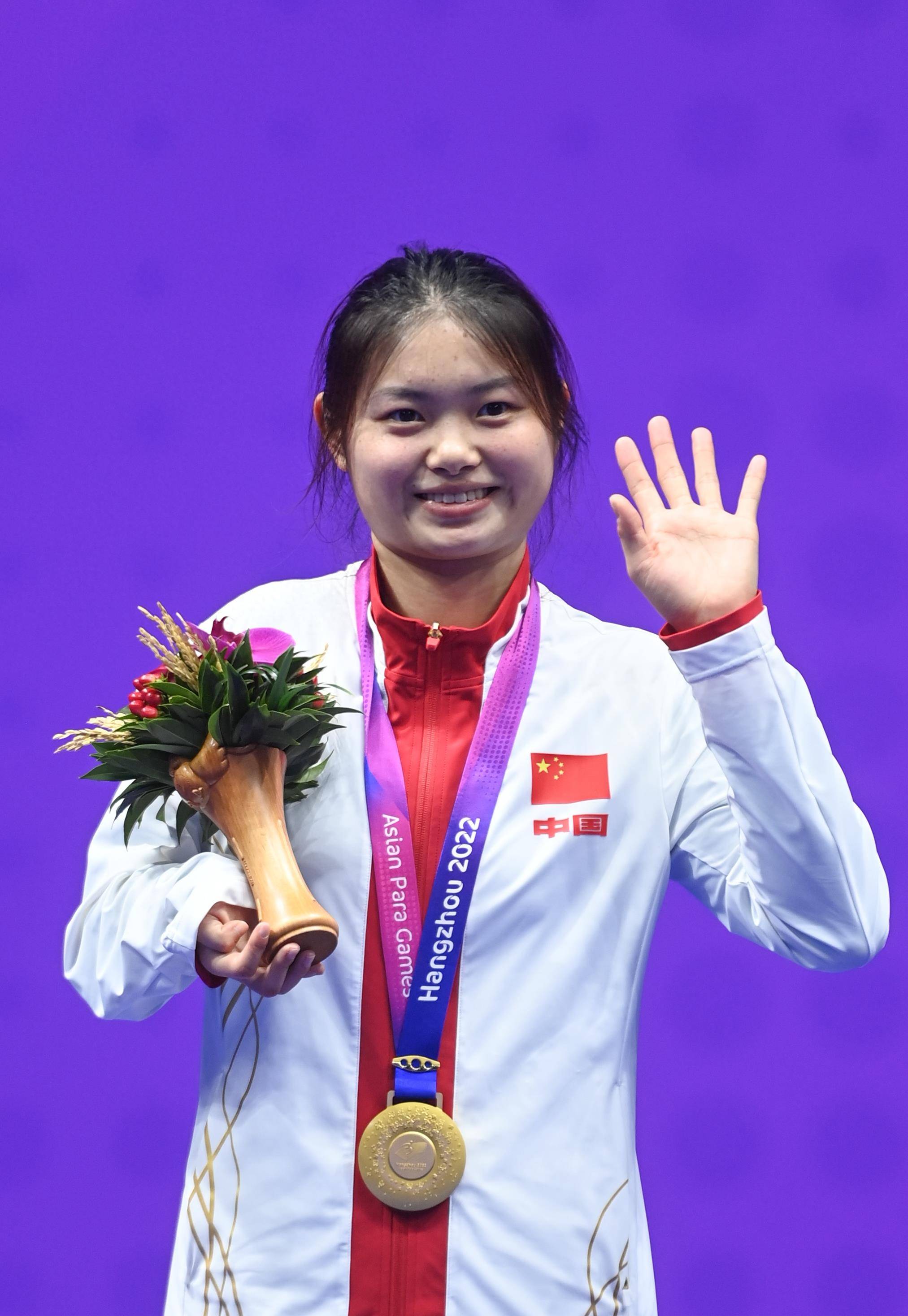 越南女子跆拳道选手创造历史 越南女子跆拳道选手创造历史