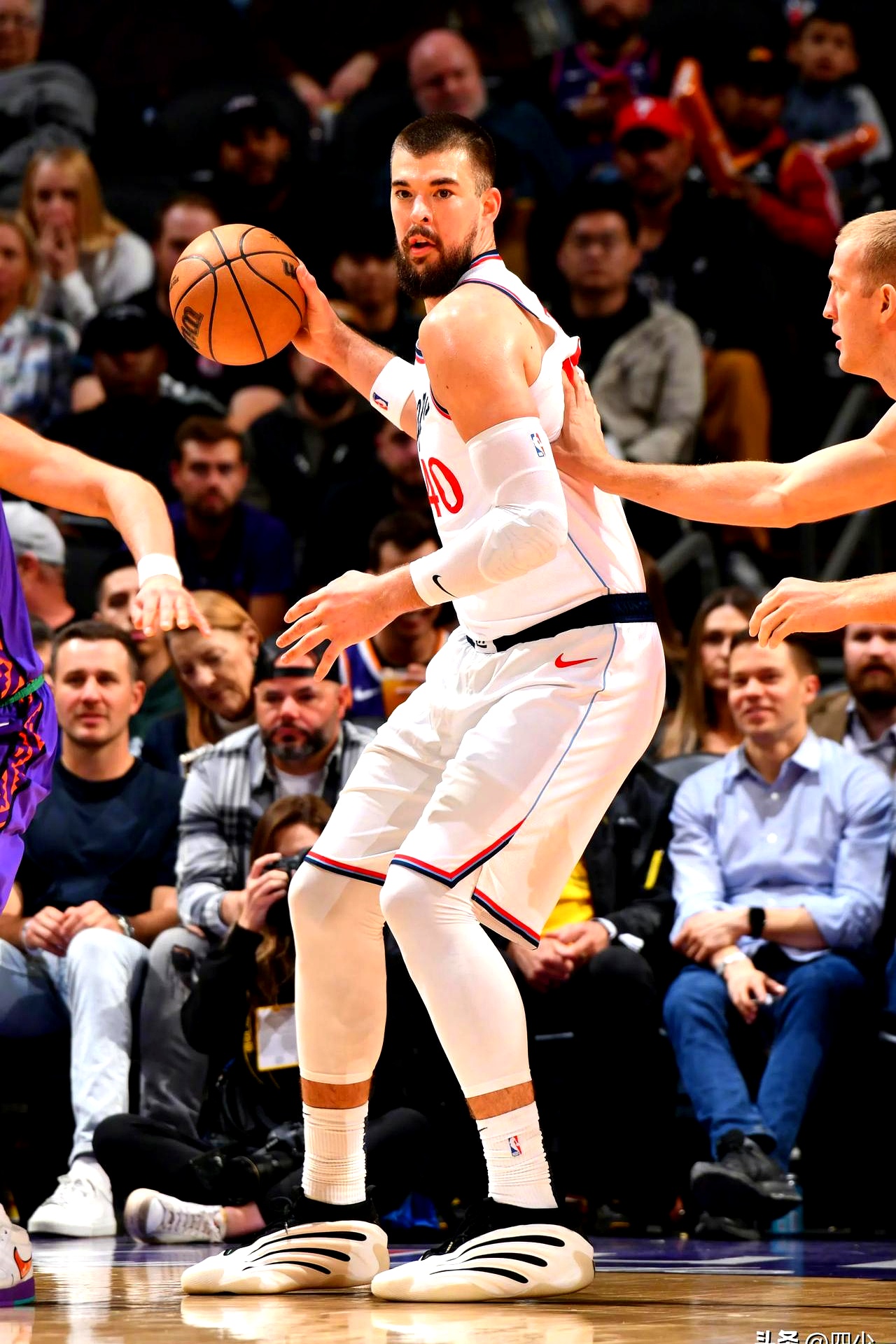 九游娱乐网站-巴西男篮碾压掘金，哈里斯统治全场