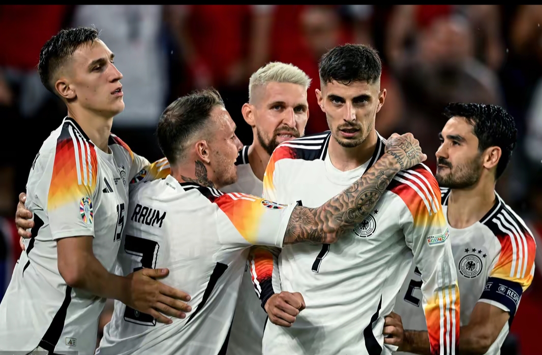 关于德国队鏖战法国队，石宇奇统治全场的信息