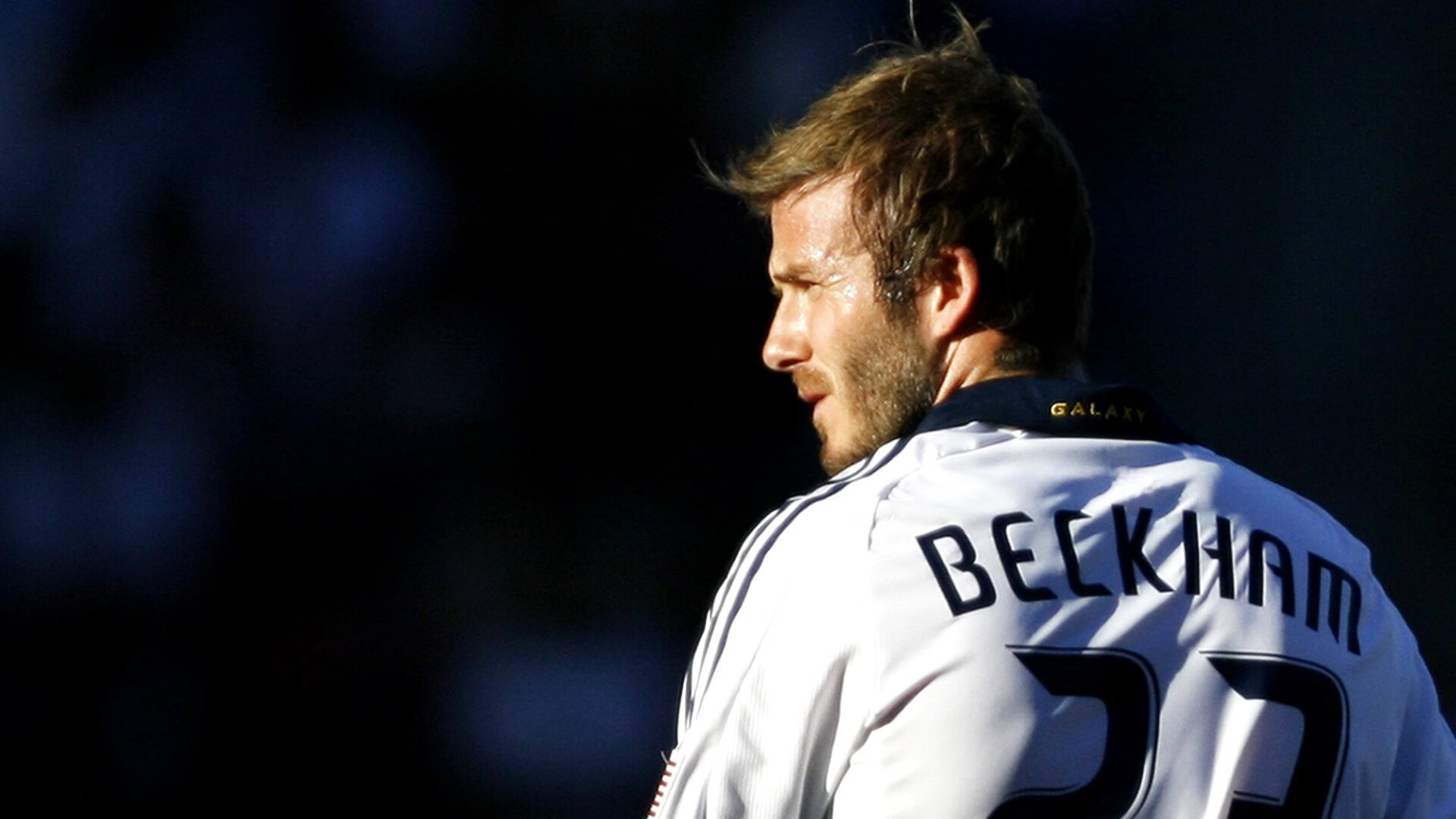 阿劳霍大场面先生再显神威,勒沃库森力克贝蒂斯展露冠军相